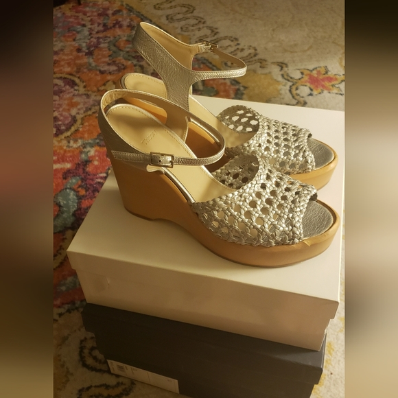 THEORY WOVEN SILVER LEATHER WEDGES NIB SIZE 10 FABULOUS - Picture 4 of 7